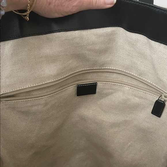 Gucci Black Tote Bag - Picture 5 of 8